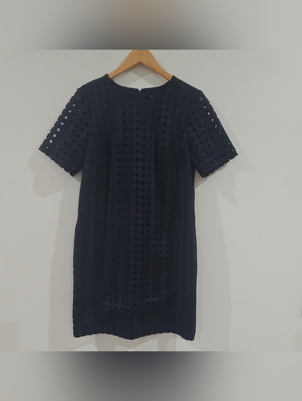 Banana Republic navy blue lace cut out shift dress short sleeve round neck 10